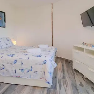Silos Mare Apartment